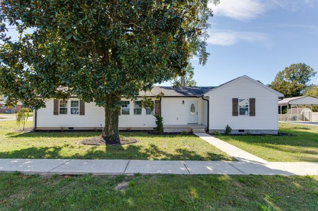 401 3rd Ave, N, Decherd, TN 37324