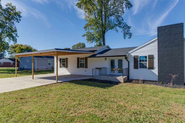 401 3rd Ave, N, Decherd, TN 37324
