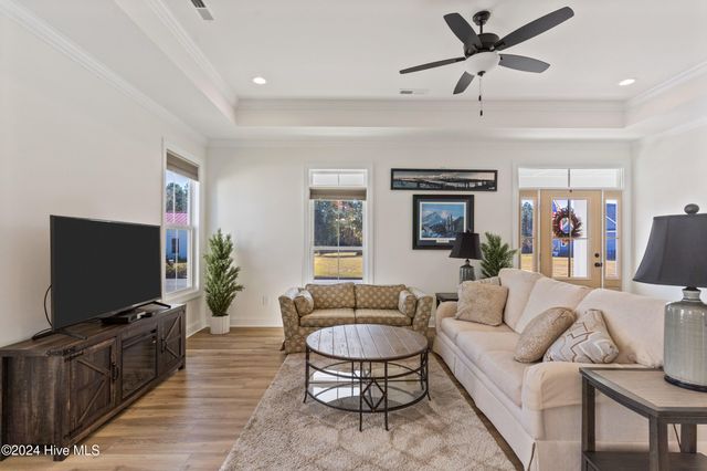 4067 Reunion Pointe Lane, New Bern, NC 28562
