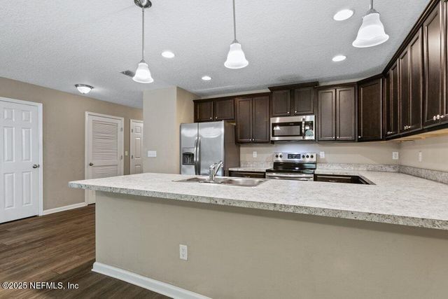 2235 BAYVIEW Road, Jacksonville, FL 32210