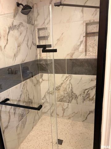 504 Westhaven Dr Drive, Centralia, IL 62801