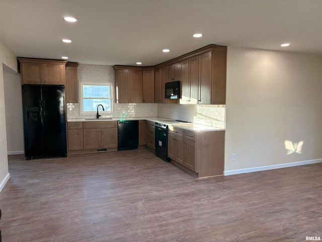 504 Westhaven Dr Drive, Centralia, IL 62801