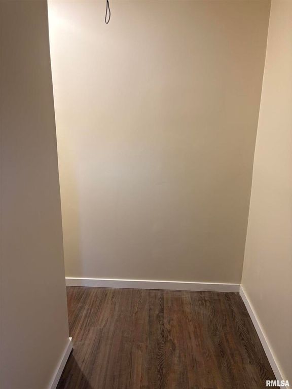 Image 13 of property listing at 504 Westhaven Drive, Centralia, IL 62801