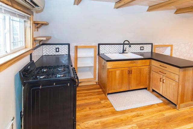 927 W Idlewild Drive, Evansville, IN 47710