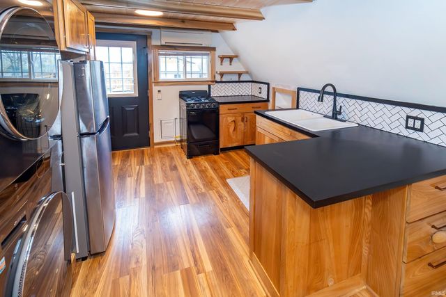 927 W Idlewild Drive, Evansville, IN 47710