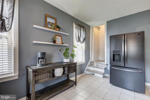 15 E WALNUT ST, Ephrata, PA 17522