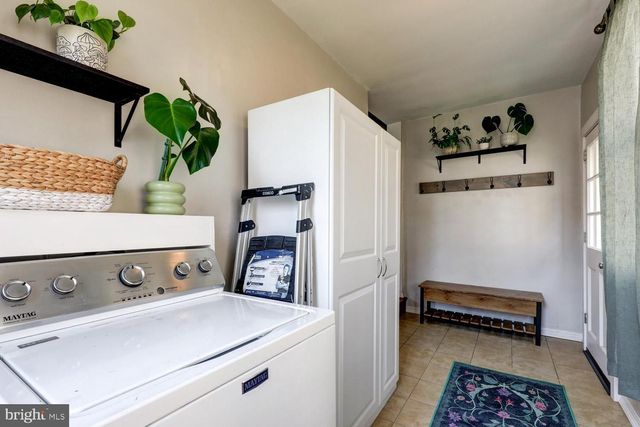 15 E WALNUT ST, Ephrata, PA 17522