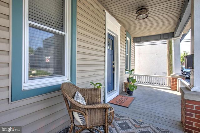 15 E WALNUT ST, Ephrata, PA 17522