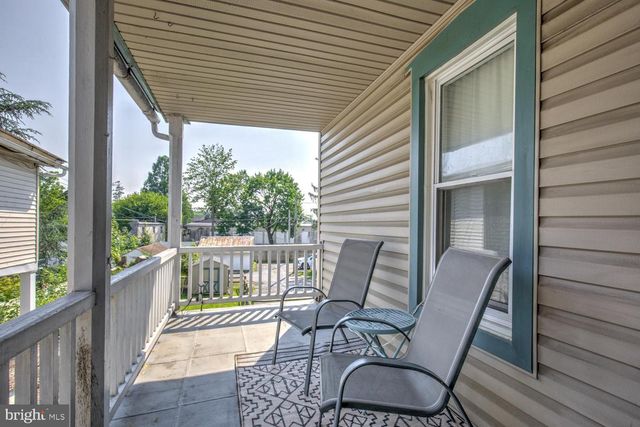 15 E WALNUT ST, Ephrata, PA 17522