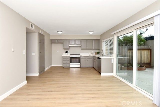 4247 Larwin, Cypress, CA 90630