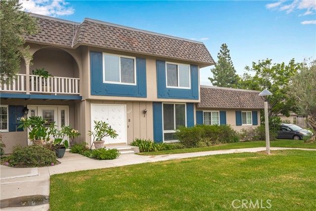 4247 Larwin, Cypress, CA 90630