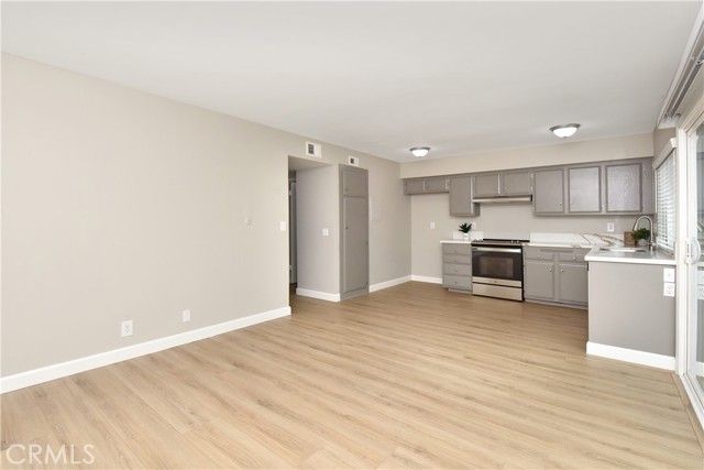 4247 Larwin, Cypress, CA 90630