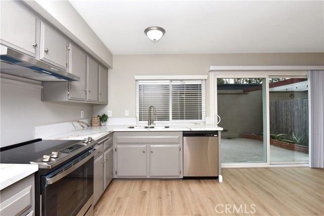 4247 Larwin, Cypress, CA 90630