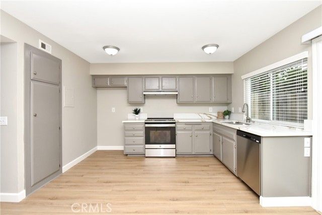 4247 Larwin, Cypress, CA 90630