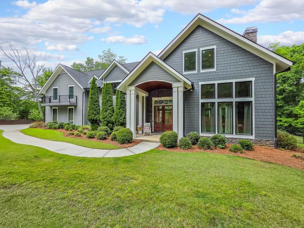 Image 1 of property listing at 14 Allatoona Estates Drive SE, Acworth, GA 30102