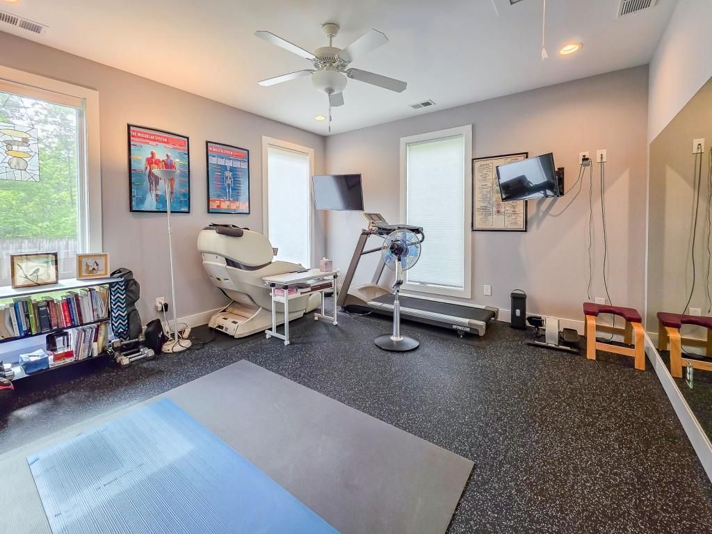 Image 25 of property listing at 14 Allatoona Estates Drive SE, Acworth, GA 30102