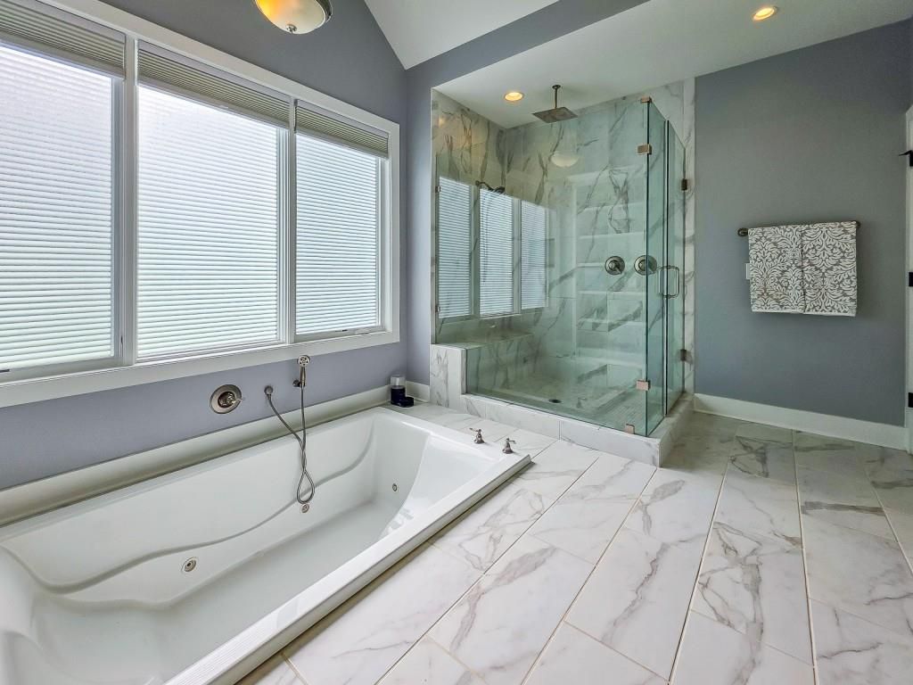 Image 27 of property listing at 14 Allatoona Estates Drive SE, Acworth, GA 30102