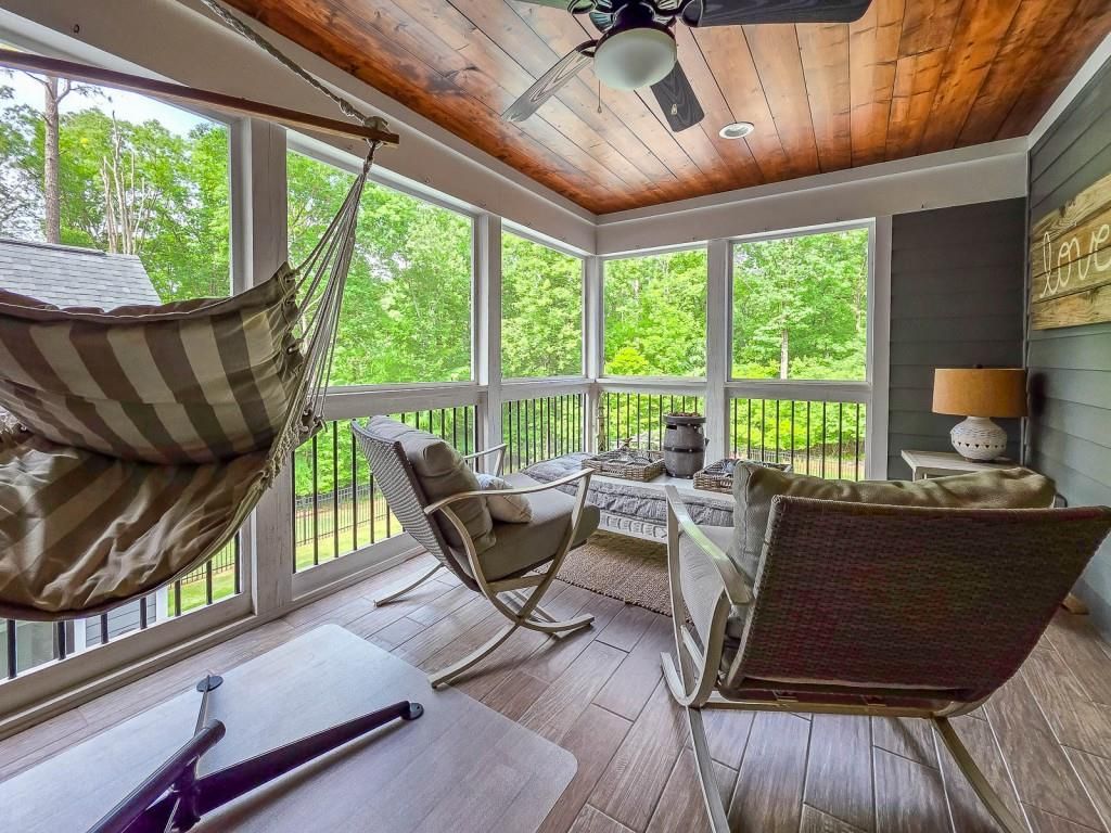 Image 37 of property listing at 14 Allatoona Estates Drive SE, Acworth, GA 30102