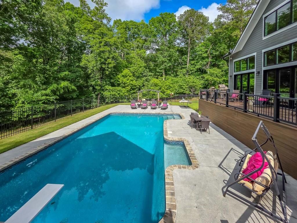 Image 50 of property listing at 14 Allatoona Estates Drive SE, Acworth, GA 30102