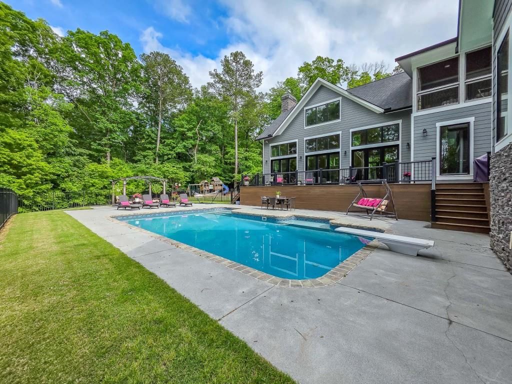 Image 52 of property listing at 14 Allatoona Estates Drive SE, Acworth, GA 30102