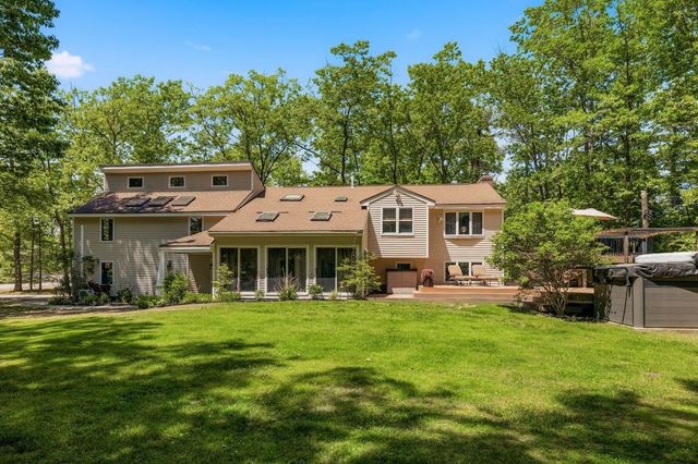 2 Garrison Lane, Madbury, NH 03823