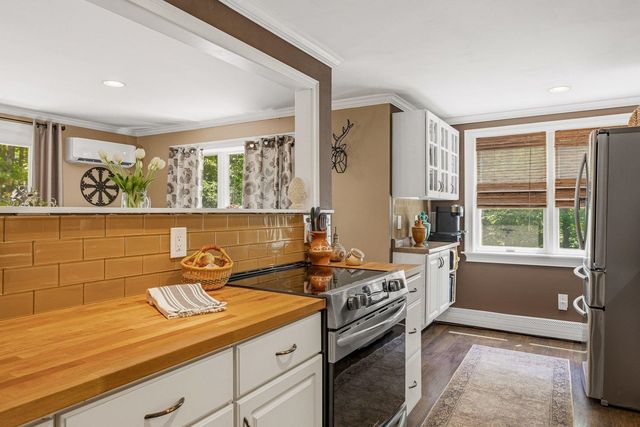 2 Garrison Lane, Madbury, NH 03823