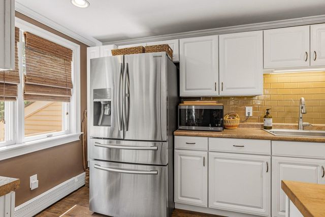 2 Garrison Lane, Madbury, NH 03823