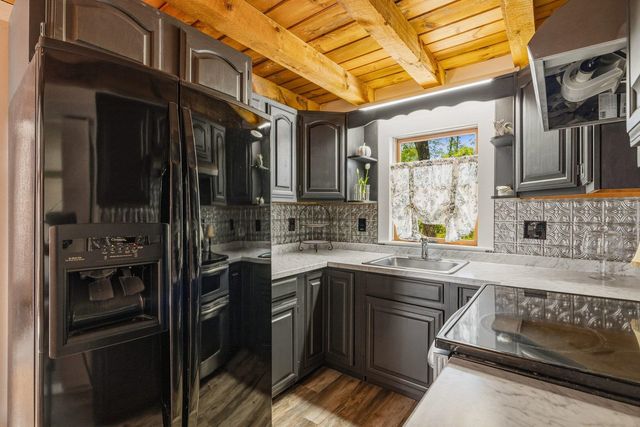 2 Garrison Lane, Madbury, NH 03823