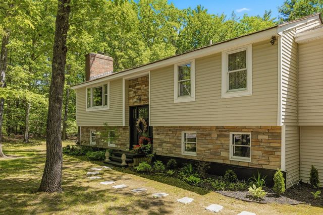 2 Garrison Lane, Madbury, NH 03823
