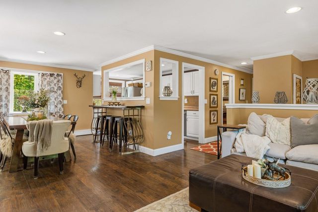2 Garrison Lane, Madbury, NH 03823
