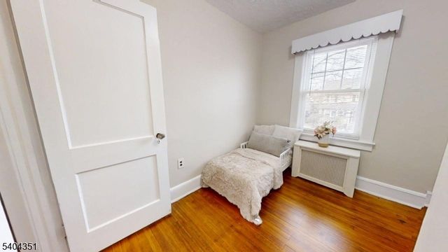 526 Spruce St, Roselle Park Boro, NJ 07204