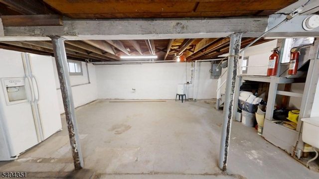 526 Spruce St, Roselle Park Boro, NJ 07204