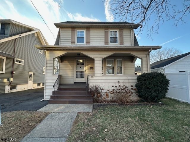 526 Spruce St, Roselle Park Boro, NJ 07204