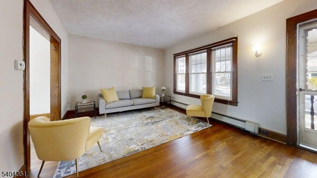 526 Spruce St, Roselle Park Boro, NJ 07204