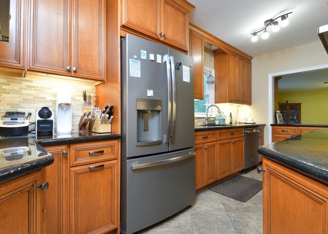 8141 13th Avenue S, Bloomington, MN 55425