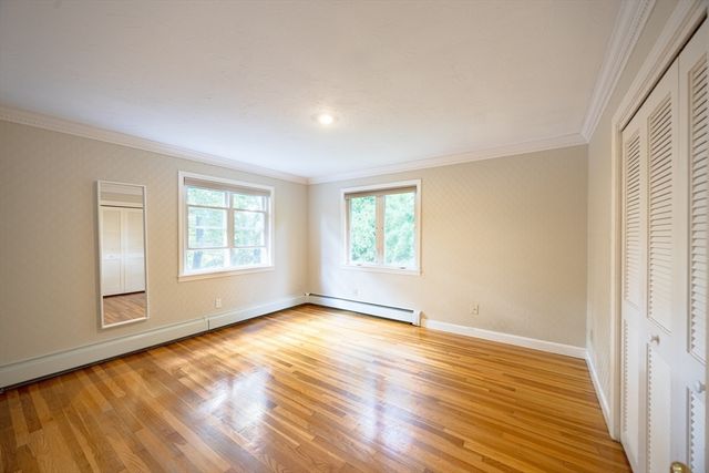 6 Peach Tree Ln 6, Newton, MA 02459