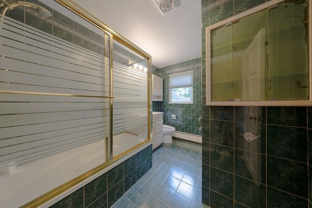6 Peach Tree Ln 6, Newton, MA 02459