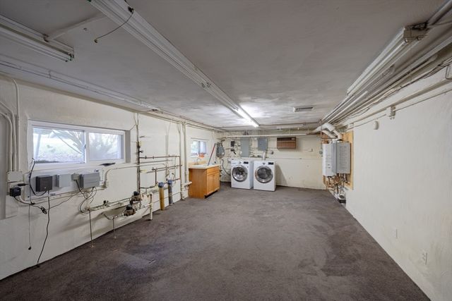 6 Peach Tree Ln 6, Newton, MA 02459