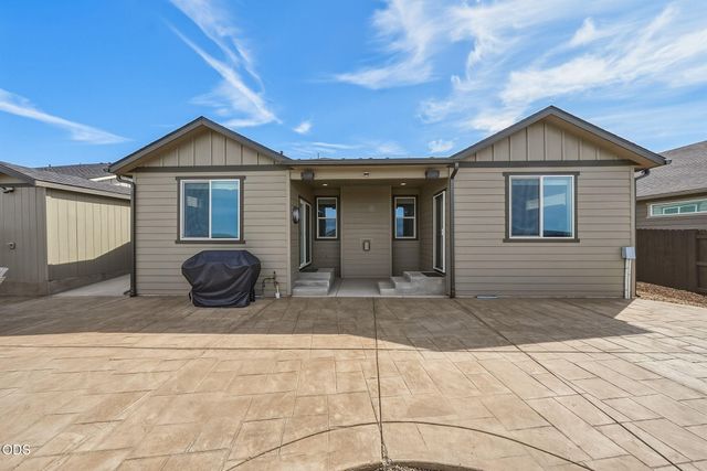 4421 SW Majestic Avenue, Redmond, OR 97756