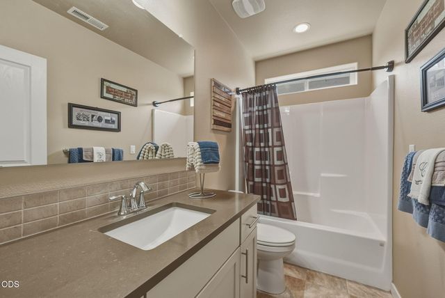 4421 SW Majestic Avenue, Redmond, OR 97756
