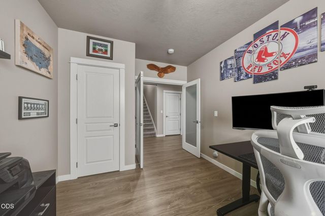 4421 SW Majestic Avenue, Redmond, OR 97756