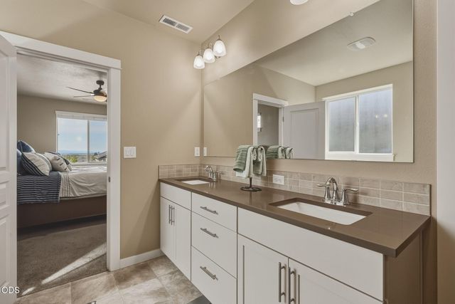 4421 SW Majestic Avenue, Redmond, OR 97756