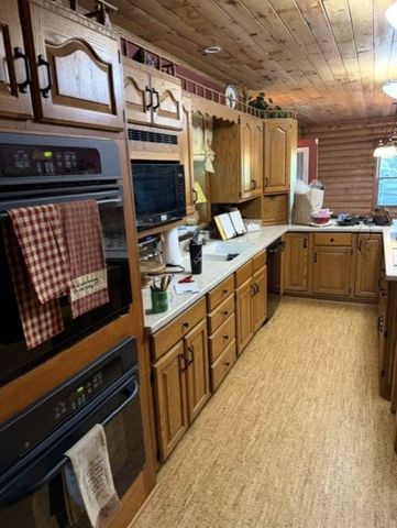1660 Beuna Vista Drive, Huntington, WV 25704