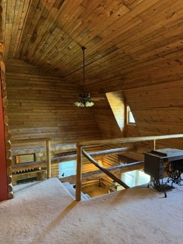 1660 Beuna Vista Drive, Huntington, WV 25704