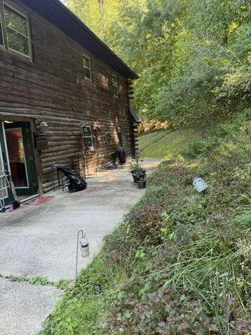 1660 Beuna Vista Drive, Huntington, WV 25704