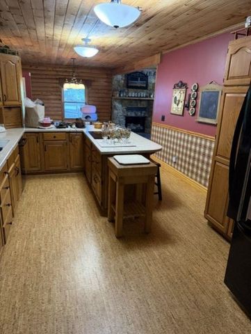 1660 Beuna Vista Drive, Huntington, WV 25704