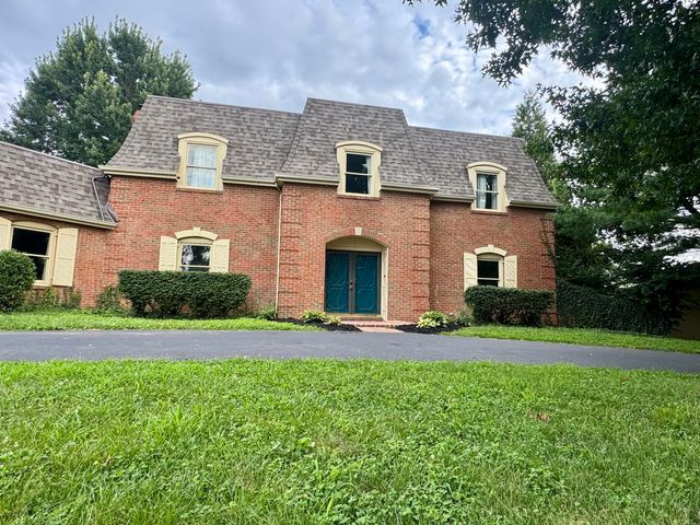 972 Edgewater Drive, Lexington, KY 40502