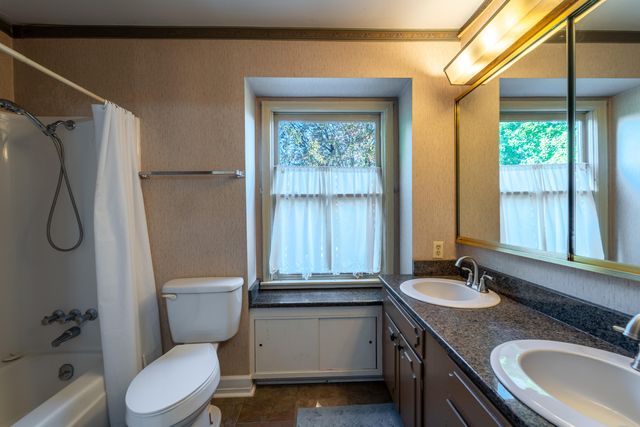 972 Edgewater Drive, Lexington, KY 40502