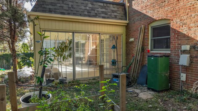 972 Edgewater Drive, Lexington, KY 40502
