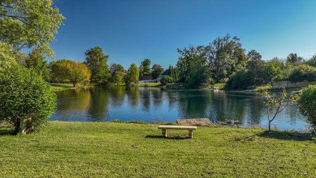 972 Edgewater Drive, Lexington, KY 40502